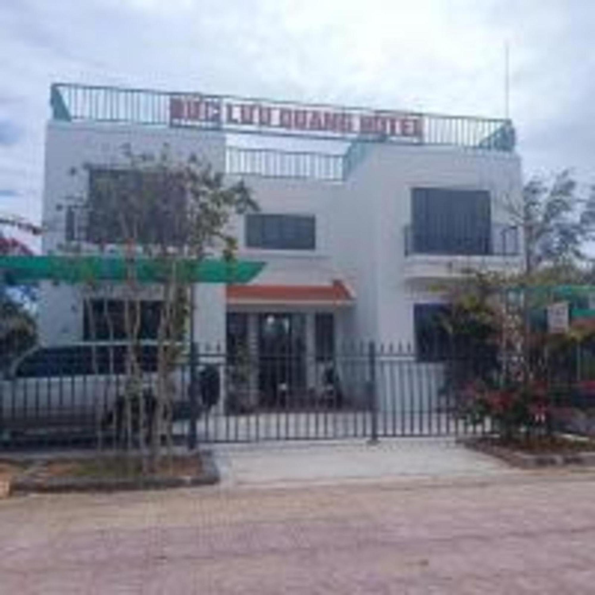 Duc Luu Quang Hotel Binh Thuan Tuy Phong Buitenkant foto